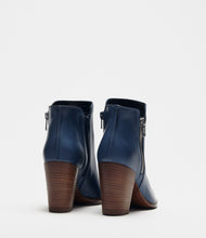 Stiefelette blau back