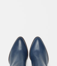 Stiefelette blau top