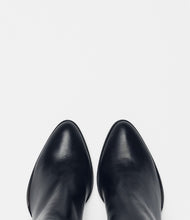 Ankle Boot black top
