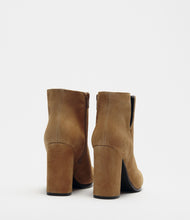 Ankle Boot hellbraun back