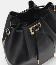 Beuteltasche schwarz top