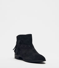 schwarze Fransenstiefelette