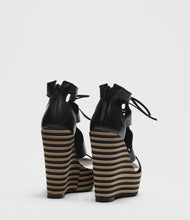Keilsandalette schwarz back