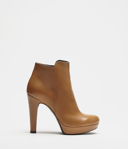 Plateau Stiefelette hellbraun
