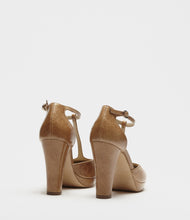 T-Strap Pumps beige back