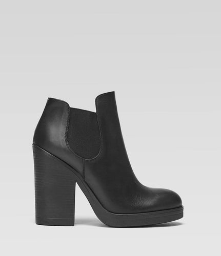 Schwarzer Chelseaboot Luna urban