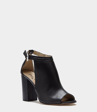 Cut Out Stiefeletten Amanda