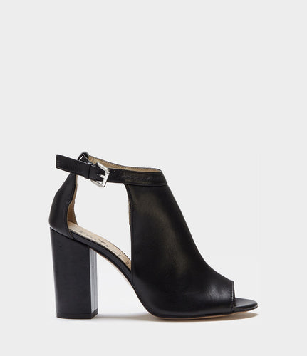 Cut Out Stiefeletten Amanda