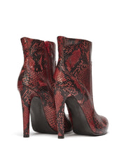 High Heel Stiefelette Patricia rot