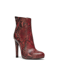 High Heel Stiefelette Patricia rot