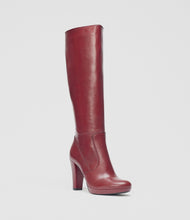 Langschaftstiefel rot