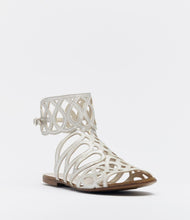 riemchensandaletten römer sandalen trend fashion silber