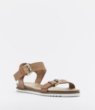 riemchensandaletten römer sandalen trend fashion braun