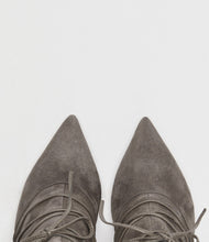 stiletto stiefeletten taupe grey top